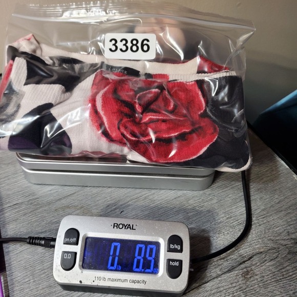 White House Black Market Cardigan Sweater Womens Medium Red Rose Floral Velvet - Picture 10 of 10